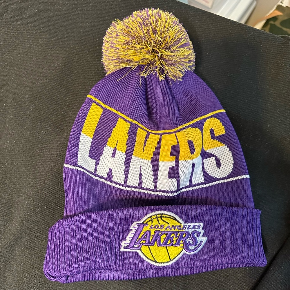 New Era Lakers Pom Pom beanie adult OS